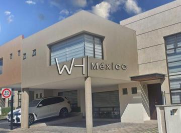 Casa en condominio de 3 habitaciones, Calimaya · Residencia de Lujo con Doble Altura y Jardín en Valle de Las Fuentes, Calimaya