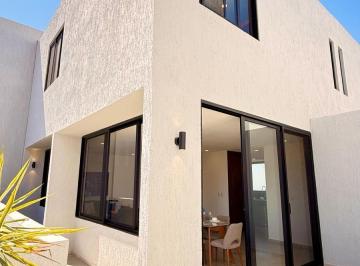 Casa · 150m² · 3 Recámaras · 2 Estacionamientos · Casa / Townhouse, Opción a 3 Recámaras en Nuevo Refugio, Querétaro