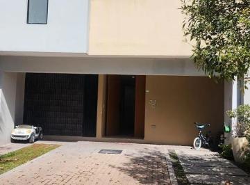Casa · 170m² · 3 Recámaras · 2 Estacionamientos · Casa en Renta en Condominio en Zibatá, El Marqués