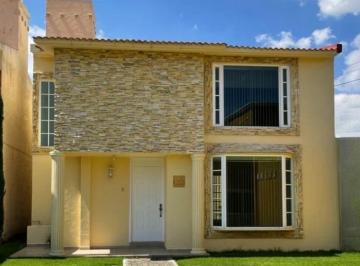Casa de 3 habitaciones, Metepec · Casa en Venta de Garantía Hipotecaria