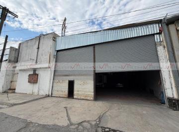 Nave industrial · 500m² · 4 Estacionamientos · Nave Industrial en Renta en Jardines de La Moderna