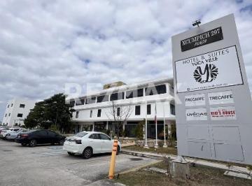 Oficina · 180m² · 20 Estacionamientos · Renta Oficina Planta Baja Equipada en Plaza Xcumpich 297 - (4)