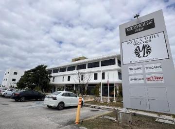 Oficina · 180m² · 20 Estacionamientos · Renta Oficina Planta Baja Equipada en Plaza Xcumpich 297 - (4)