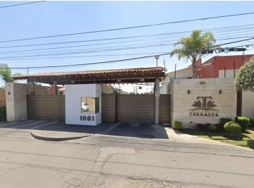 Casa de 3 habitaciones, Metepec · Venta de Casa de Garantia Bancaria