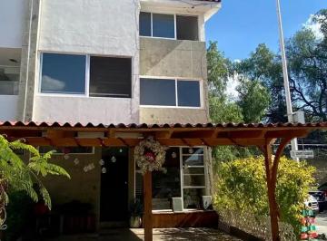 1 · Casa en Venta en Fraccionamiento Real Cayetana, con 3 Reacamaras Cada Una con Su Baño Propio.