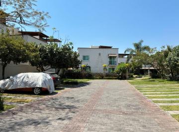 Casa en condominio de 3 habitaciones, Emiliano Zapata · Hermosa Casa Para Descansar y Relajarse, Residencial Tulipanes.