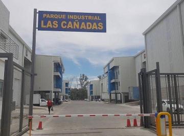 b89ebf6dd1132866e1888c0c00b9b29d3c3158646809b4d95a4e3d062bab75b5 · Nave Industrial en Renta Parque Industrial Las Cañadas, Av Camino a Bosque de S