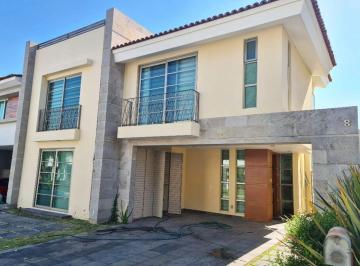 ce1d7f7993b17b6cd7f6d2997b884a4be3eb70d15817ad488081877801f4923e · Casa en Venta Fraccionamiento El Manantial, Tlajomulco.