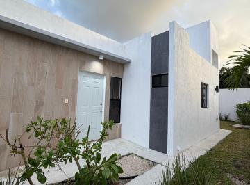 Casa de 2 habitaciones, Solidaridad · Casa en Venta de 2 Recamaras 2 Baños con Terrenos Desde 128 m² en Playa del Carmen