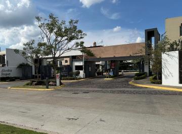 8b25c594009f24b6e9b6b78fdbdc7de36147914ef98511cd92b238521fa40b98 · Casa en Venta Altavista Residencial, Zapopan