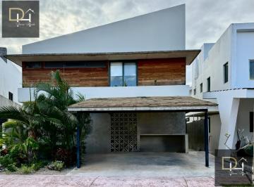 Casa · 412m² · 4 Recámaras · Casa - Lagos del Sol