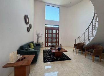 Casa · 380m² · 3 Recámaras · 2 Estacionamientos · Casa en Venta en Bosques de Angelopolis