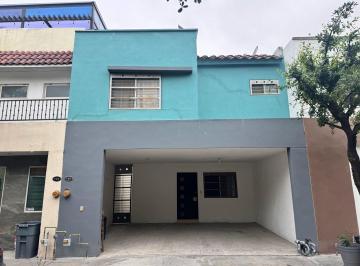 Casa · 212m² · 3 Recámaras · 2 Estacionamientos · Rmc Casa en Renta en Los Arrecifes en Apodaca en Nuevo León