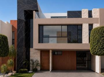 Casa en condominio de 4 habitaciones, San Andrés Cholula · Casa en Venta en Lomas de Angelópolis, Junto a Sonata