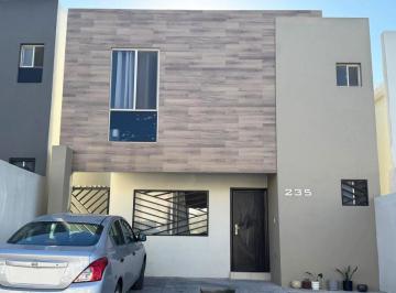 Casa de 3 habitaciones, Saltillo · Casa en Venta en Fracc. Real Ankara