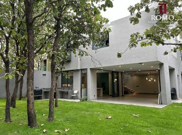 Casa de 4 habitaciones, Zapopan · Casa Vizcaya a Estrenar en Venta en Bugambilias.