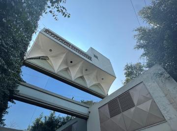 Edificio , Miguel Hidalgo · Edificio de Oficinas Sobre Av Principal