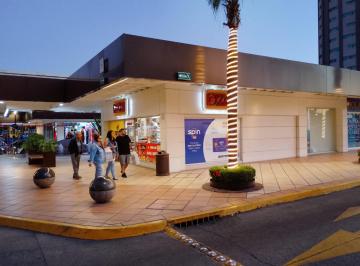 Local en centro comercial , Zapopan · Local Plaza del Sol