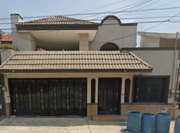 Casa de 4 habitaciones, Ciudad Madero · Casa en Venta en Calle 14, Tamaulipas, Cd Madero.