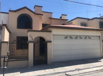Casa de 3 habitaciones, Saltillo · Casa en Renta Portal de Aragon