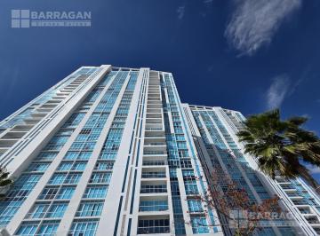 Departamento · 305m² · 3 Recámaras · 3 Estacionamientos · Departamento en Venta en Juriquilla Towers – Piso 20, Amueblado o Sin Amueblar