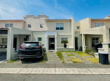 Casa en condominio de 3 habitaciones, Metepec · Casa Amueblada en Renta en Villas del Castaño, Metepec