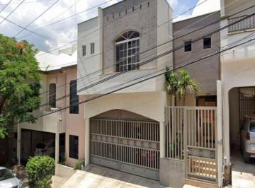 Casa de 3 habitaciones, Monterrey · Bonita Casa en Recuperación Bancaria en Nuevo Leon