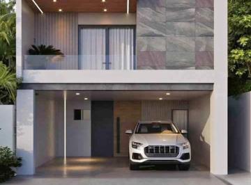 Casa · 177m² · 3 Recámaras · 2 Estacionamientos · Casa en Unidad Nacional