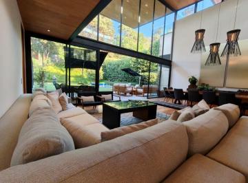 Casa en condominio de 4 habitaciones, Valle de Bravo · Casa en Venta en Avándaro, Valle de Bravo