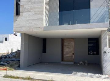 Casa de 3 habitaciones, León · Casa en Venta en Fraccionamiento Aldaba III con 3 Recamaras 3 Baños