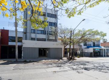 Local comercial , Guadalajara · Local en Renta Av de Los Maestros