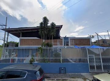 Casa de 4 habitaciones, Zapopan · Se Vende Inmueble en Santa Mercedes