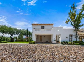 Casa de 3 habitaciones, San Miguel de Allende · Casa Esmeralda Otomí