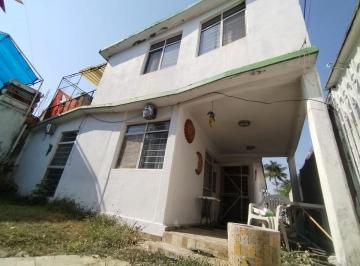Casa de 4 habitaciones, Cuautla · Venta de Casa con 4 Rec y 2 Baños, en Fracc Casas del Rio (Aceptamos Cualquier Tipo de Credito)