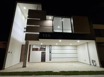 Casa en condominio de 4 habitaciones, Aguascalientes · Rmc - Casa Nueva en Abadia de Montioliveto, Rancho Santa Monica