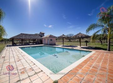 Terreno / Lote · 9400m² · Terreno en Venta Rancho con Alberca y Cabañas en Linares Nl Cerca del Puente Chocolate