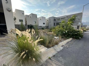 Terreno / Lote · 152m² · Terreno en Venta en Dominio Cumbres Mirador Residencial