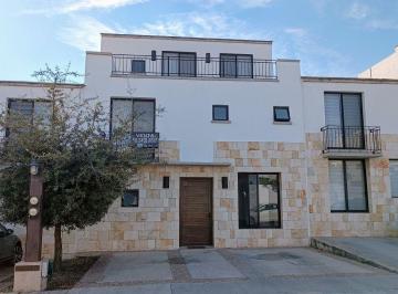 Casa en condominio de 4 habitaciones, Querétaro · Venta Casa Querétaro Residencial Refugio