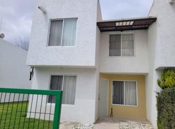 Casa en condominio de 3 habitaciones, San Juan del Río · Hacienda Las Nueces: Venta Casa 3 Recámaras, Cerca Centro de La Ciudad