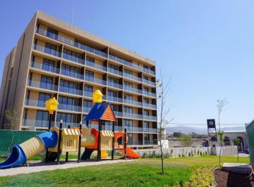 Departamento · 102m² · 2 Recámaras · 1 Estacionamiento · Departamento en Venta con Vista a La Presa en León