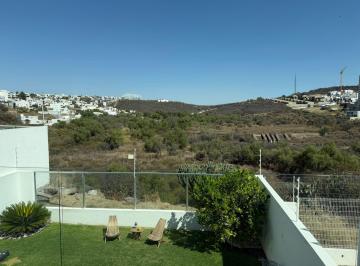 Casa de 3 habitaciones, Querétaro · Casa en Venta con Fabulosa Vista a La Reserva de Juriquilla