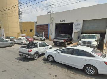 1 · Bodega en Renta Almacentro