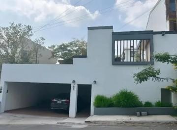 1 · Casas en Venta en Lomas del Roble