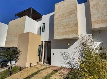 Casa en condominio · 114m² · 3 Recámaras · 2 Estacionamientos · Casa en Condominio - Fraccionamiento Zibatá