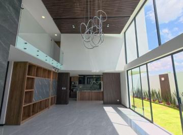 Casa · 250818m² · 3 Recámaras · 2 Estacionamientos · Casa en Venta – Lomas de Angelopolis, Parque Volcanes