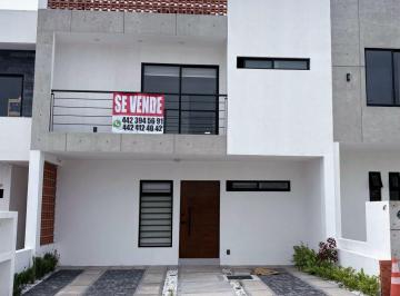 Casa de 3 habitaciones, El Marqués · Casa en Venta en Queretaro, Capital Sur. Acabados Premium