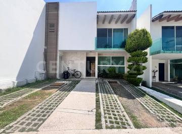 Casa · 269m² · 5 Recámaras · 2 Estacionamientos · Casa en Venta Cluster Vista Marqués - Lomas de Angelopolis II