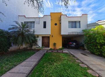 Casa de 3 habitaciones, Culiacán · Casa en Venta en Colonia Guadalupe