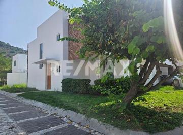 Casa en condominio · 224m² · 3 Recámaras · Casa en Renta con Recámara en Planta Baja - (4)