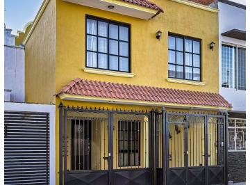 Casa de 4 habitaciones, Irapuato · Vive en La Zona Norte Que Todos Buscan – Propiedad Disponible Hoy